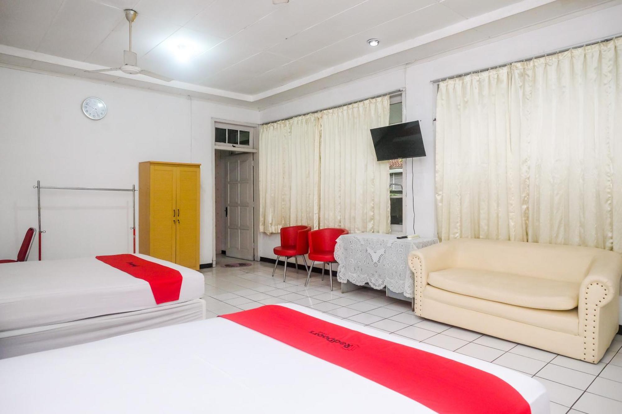 Reddoorz Syariah At Griya Raharja Klaten Bagian luar foto