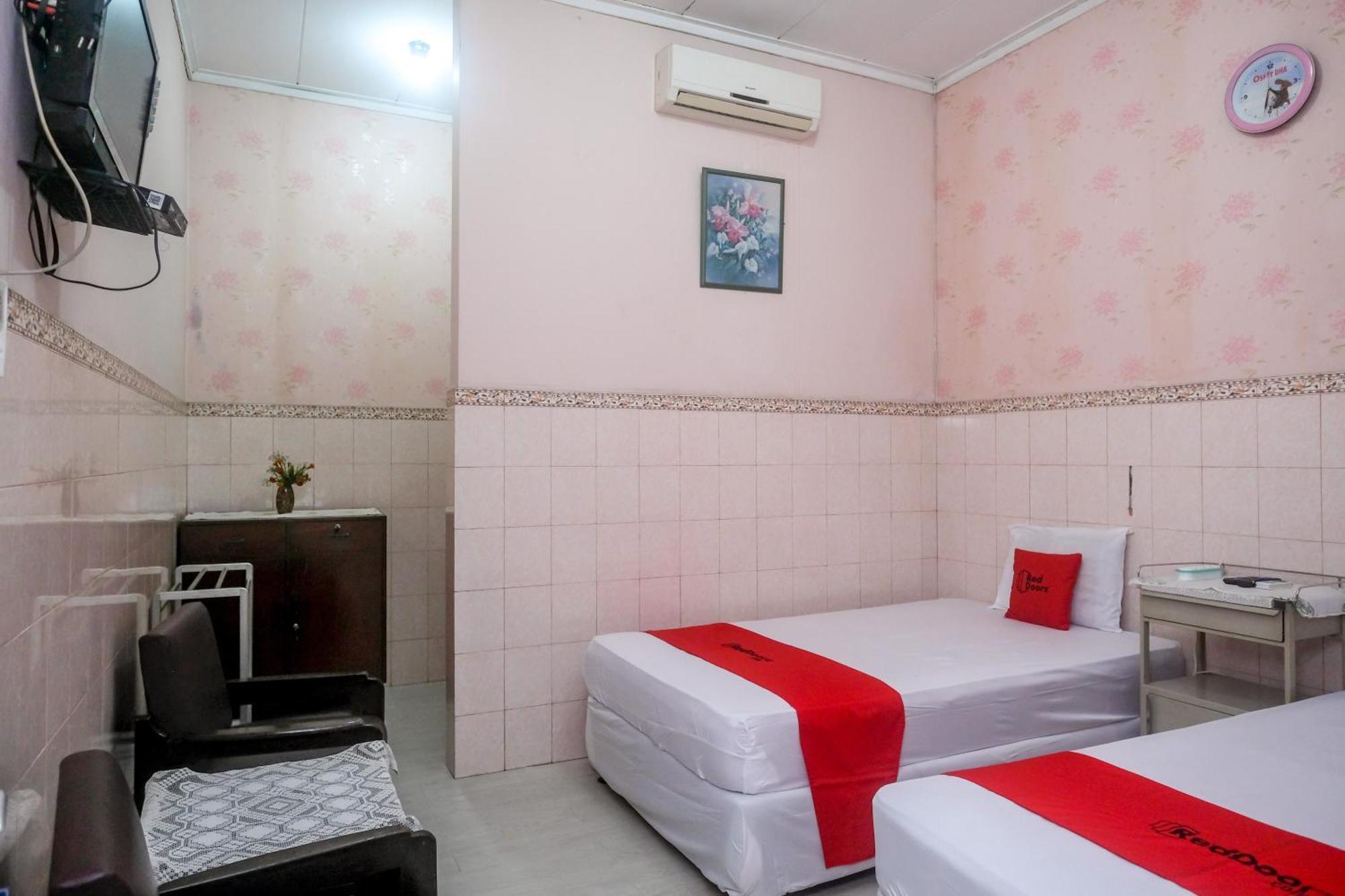 Reddoorz Syariah At Griya Raharja Klaten Bagian luar foto