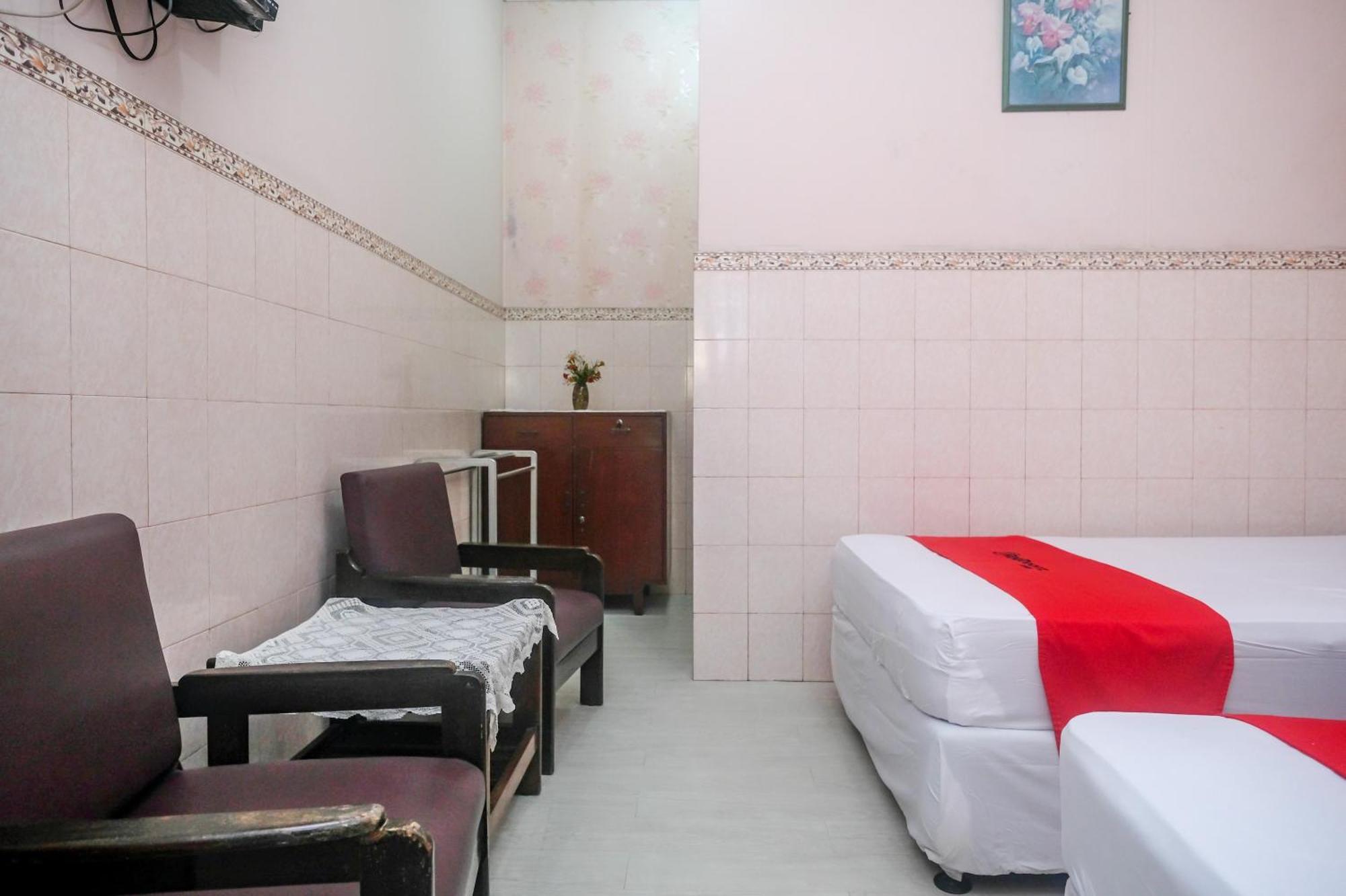 Reddoorz Syariah At Griya Raharja Klaten Bagian luar foto