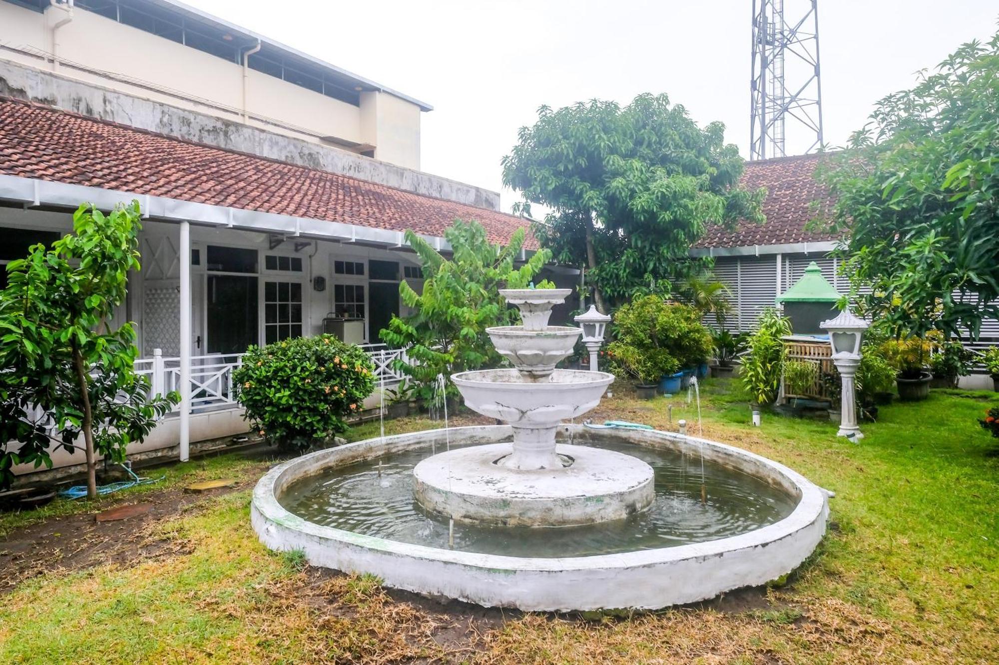 Reddoorz Syariah At Griya Raharja Klaten Bagian luar foto