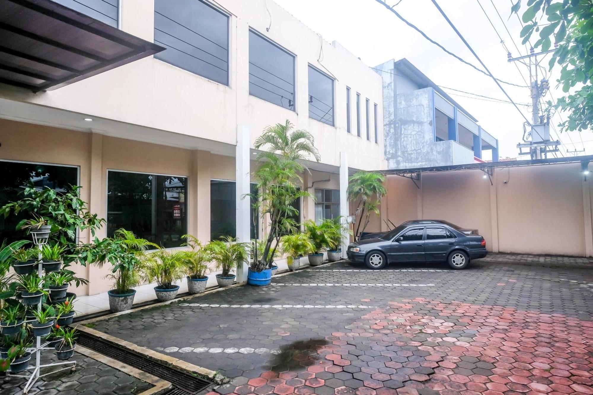 Reddoorz Syariah At Griya Raharja Klaten Bagian luar foto