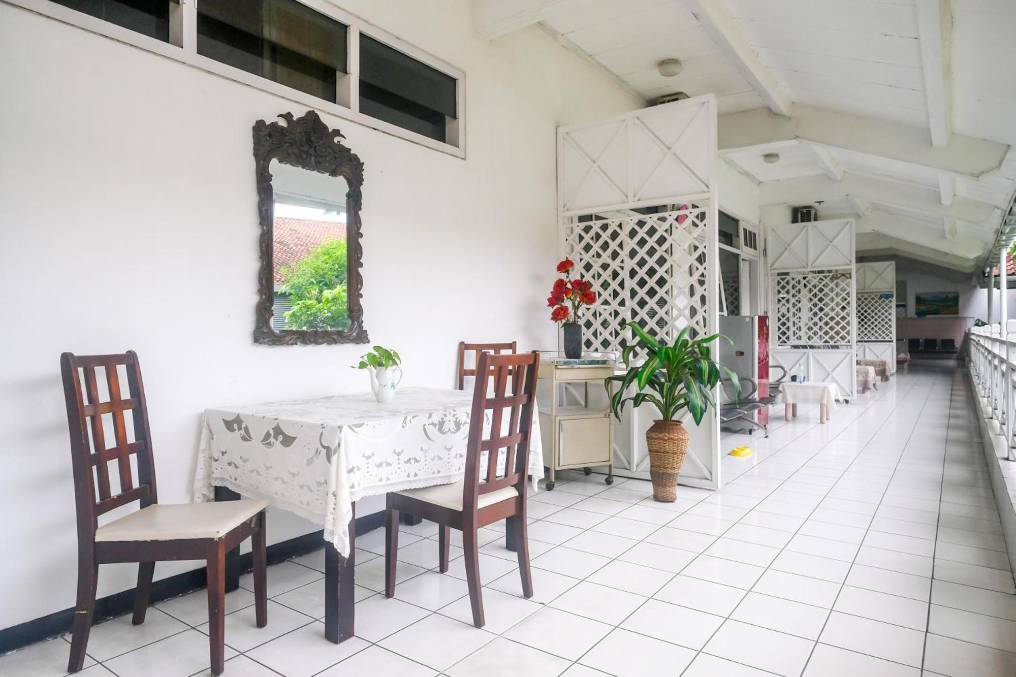 Reddoorz Syariah At Griya Raharja Klaten Bagian luar foto